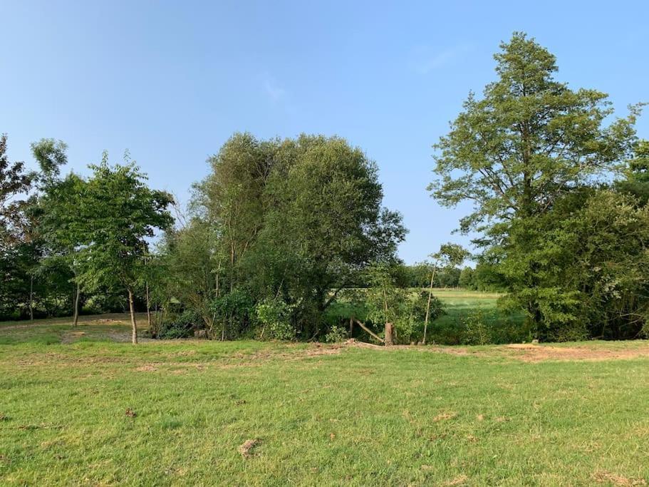 Gite De La Poupardiere, Maison De Campagne En Bordure De Riviere - 2 Nuits Minimum Villa Les Cresnays Bagian luar foto